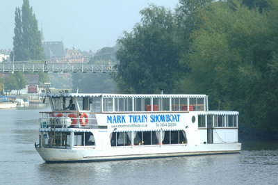Twain Showboat River Dee Chester